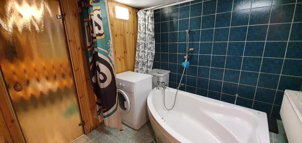Aparthotel 4 ,, Cosy House Billiard " - Sauna & Parking Kaunas Ngoại thất bức ảnh