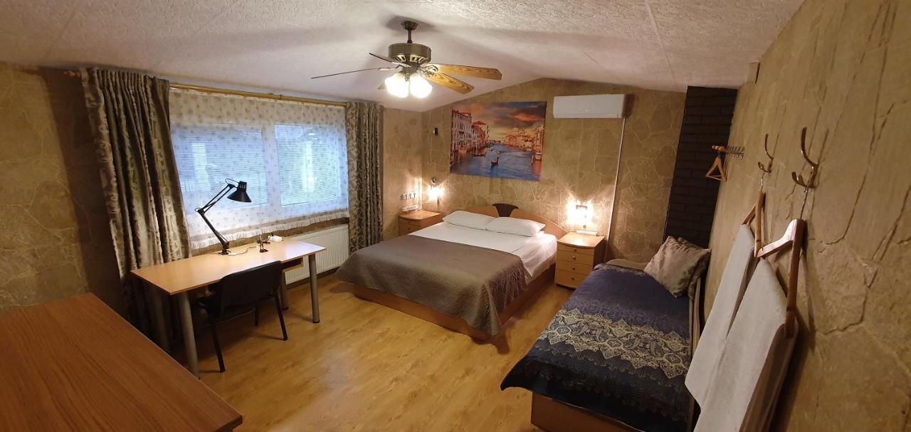 Aparthotel 4 ,, Cosy House Billiard " - Sauna & Parking Kaunas Ngoại thất bức ảnh